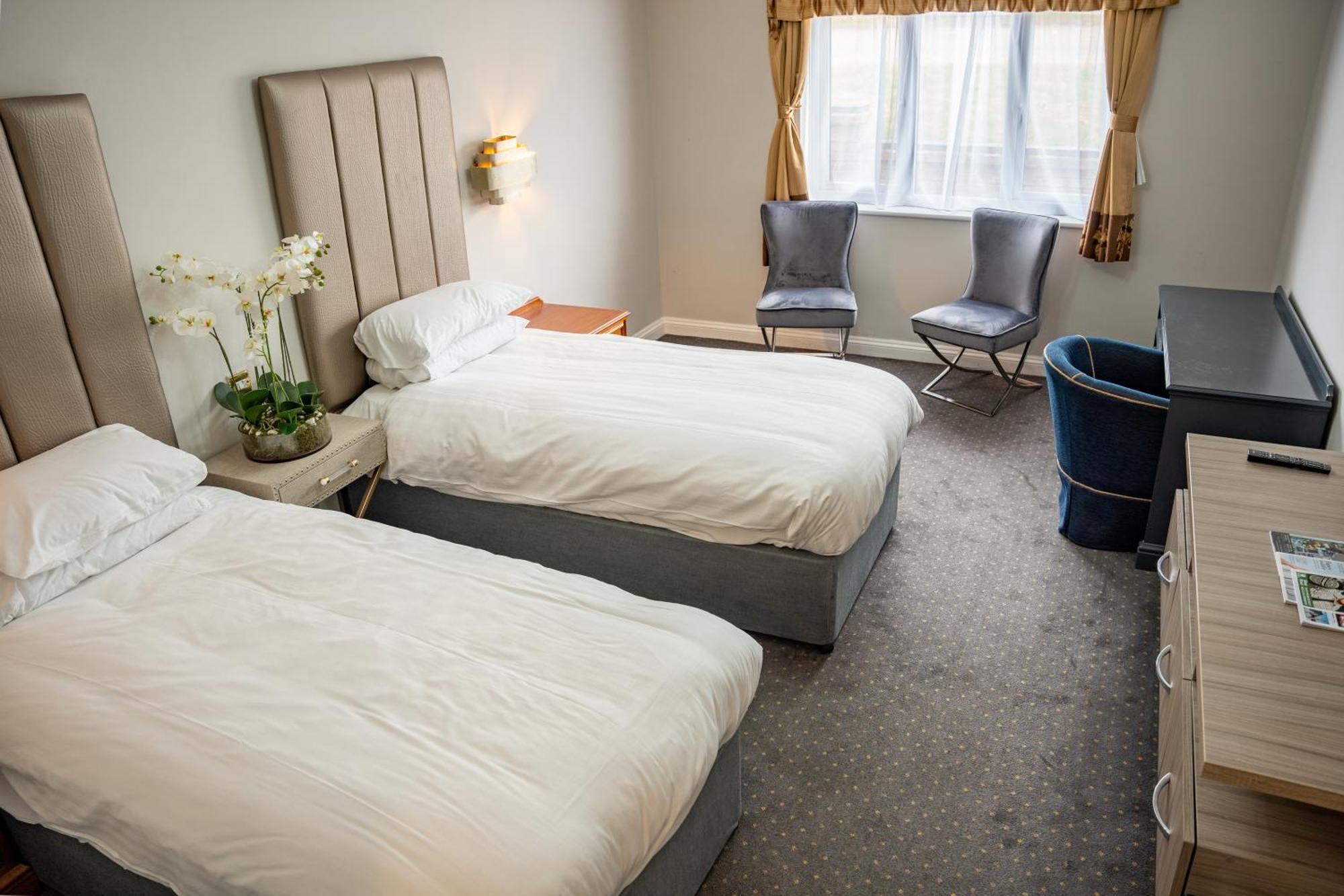 The Pear Tree Inn & Country Hotel Hindlip Екстериор снимка